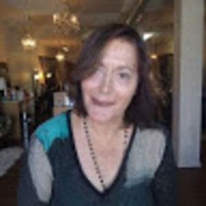 Meet your Posher, Robyn